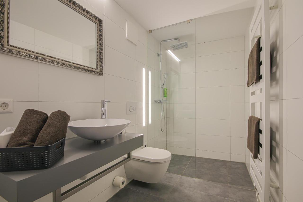 Landgasthof Hotel Rebstock Stuhlingen Eksteriør billede