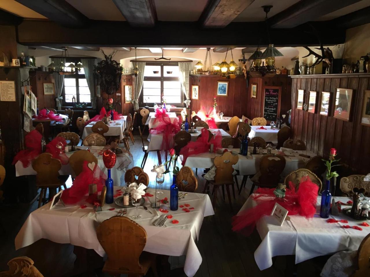 Landgasthof Hotel Rebstock Stuhlingen Eksteriør billede